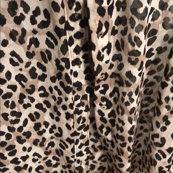 H&M button down sleeveless shirt - Picture 3 of 3